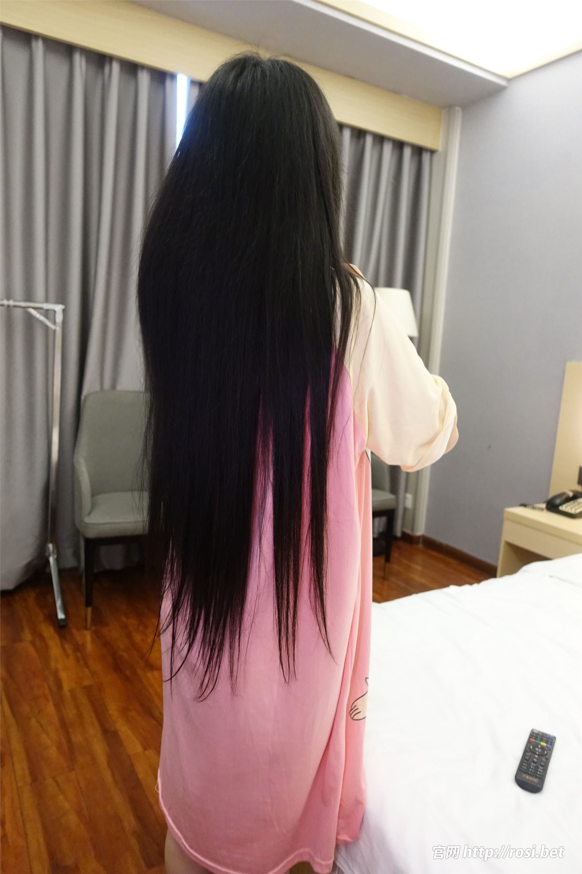 ROSI写真 2023.11.18 NO.4366